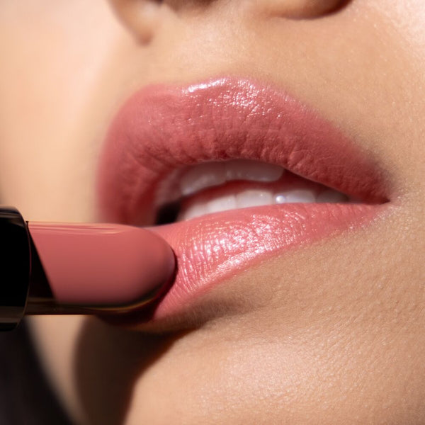 Anwendungsbild Perfect Color Lipstick Rose Legacy